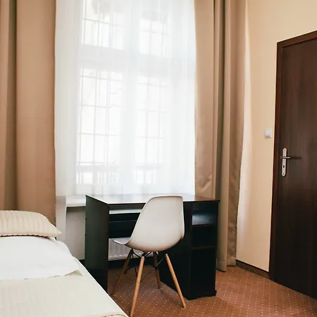 Ξενοδοχείο με διαμερίσματα Ingo